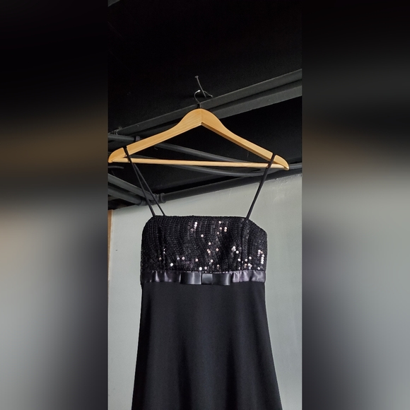 Sequin dress 💕 - Picture 2 of 4